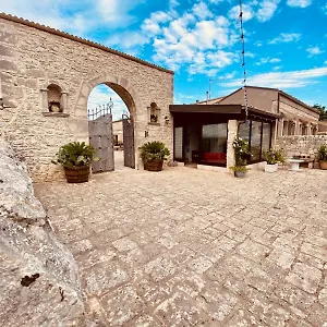 https://mastro-vanni.sicilyhotelsitaly.net